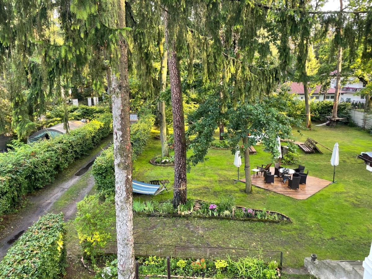 Willa Dina Milanowek Exterior foto